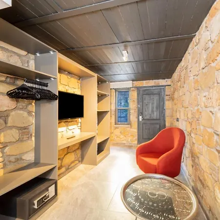 Apartment Marvelous Flat Near Hadrians Gate Antalya