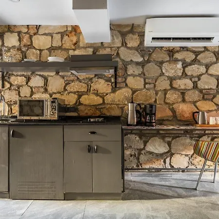 Marvelous Studio Flat Near Hadrians Gate Antalya