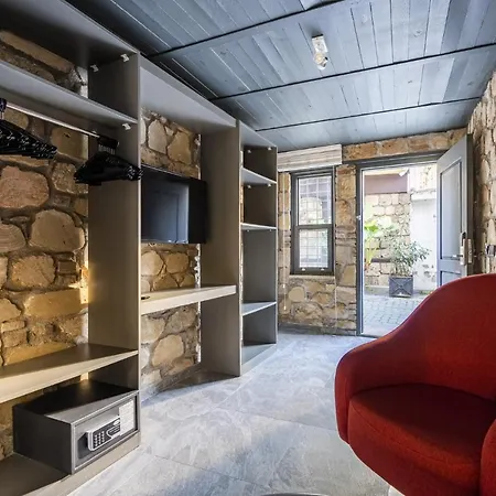 Marvelous Flat Near Hadrians Gate